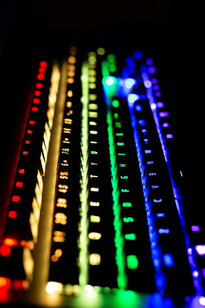 Teclado Mecanico Inalambrico RGB